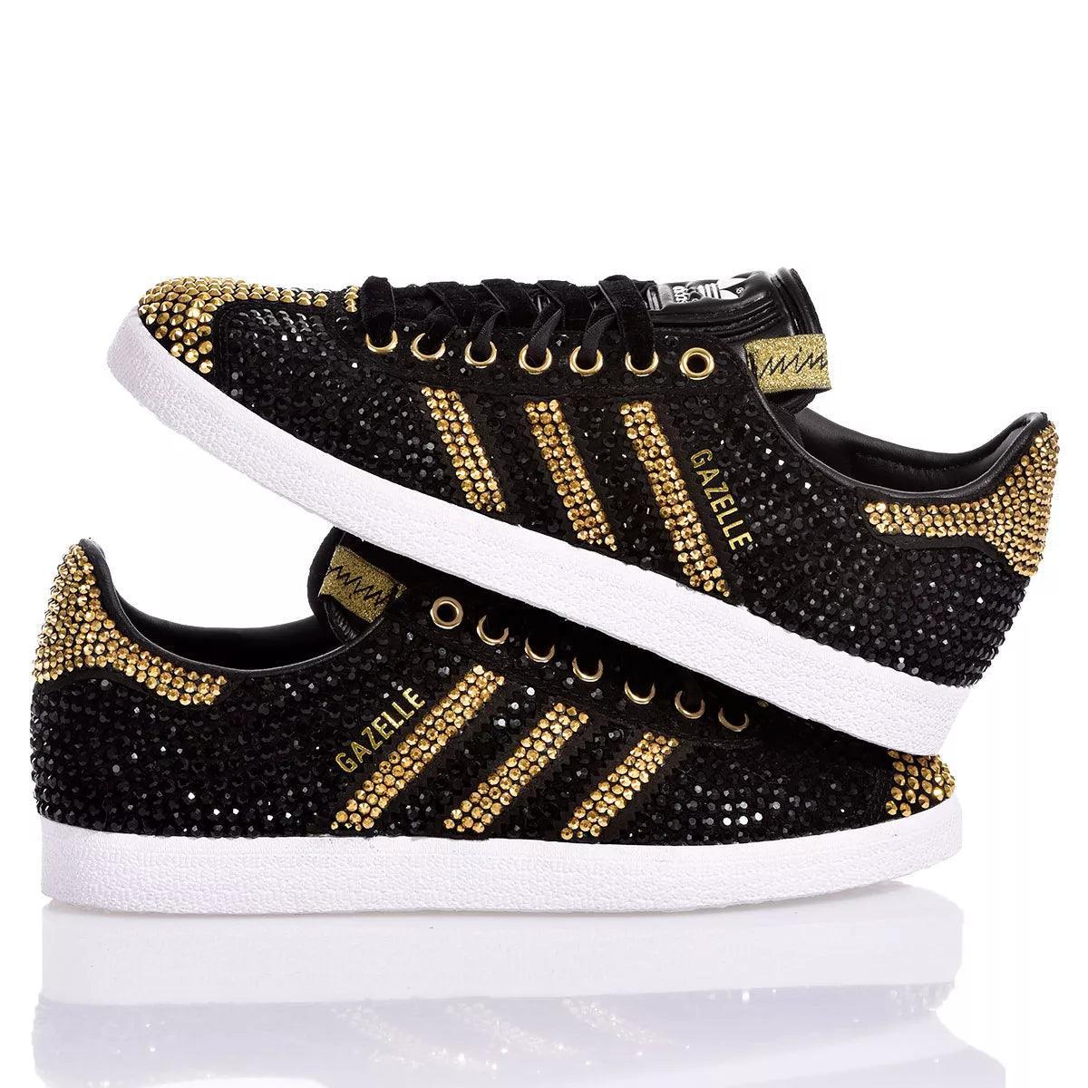 Sneakers nere con strass dorati, modello Gazelle customizzate, suola bianca, stile unico